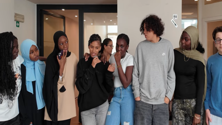 Young people preparing a community brunch for residents in Matongé, Brussels